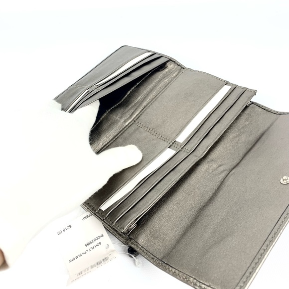 Authentic COACH   No. F42813
✨ Soho Plated Leather Slim Envelope ✨ New with Tag - Picture 8 of 14